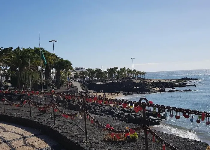 Casa Nori - A 4 Minutos De La Playa Апартаменты Тиас