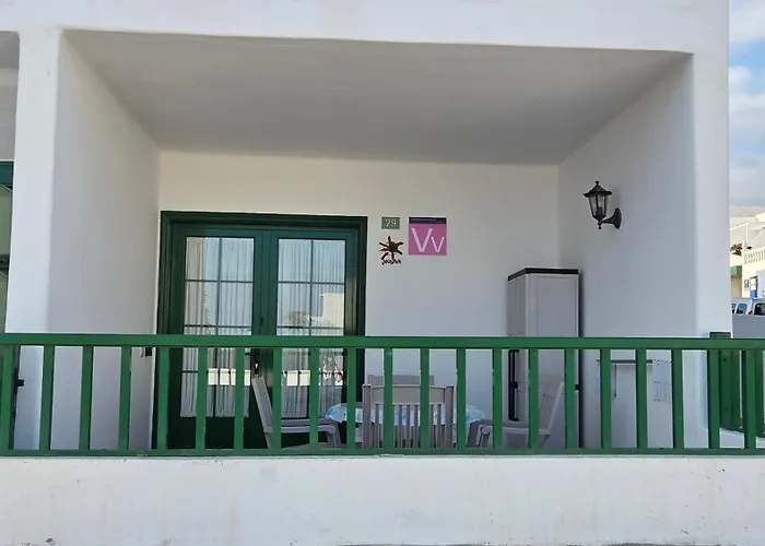 Casa Nori - A 4 Minutos De La Playa Апартаменты Тиас